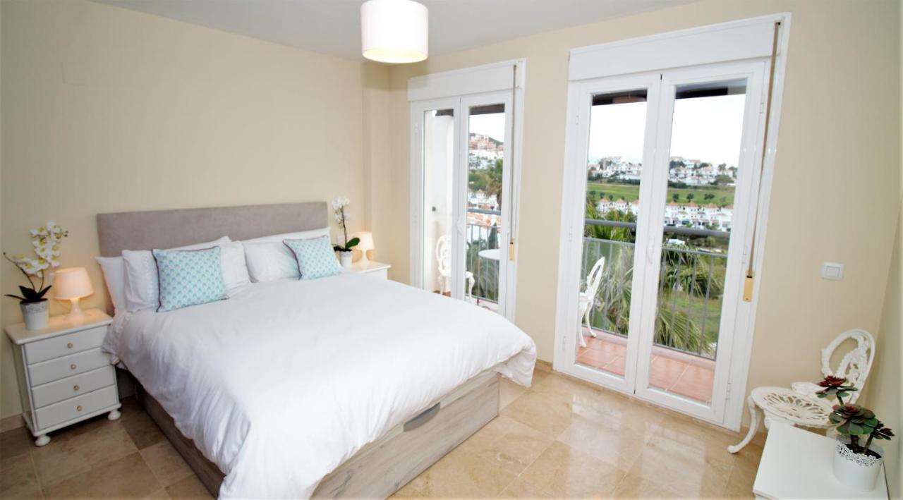 מנילבה Villa Rosa Luxury Private Large Villa To Rent מראה חיצוני תמונה