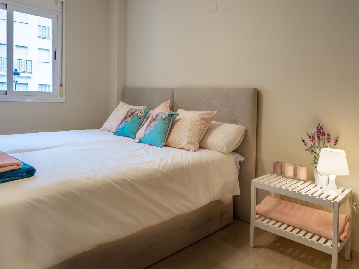 מנילבה Villa Rosa Luxury Private Large Villa To Rent מראה חיצוני תמונה